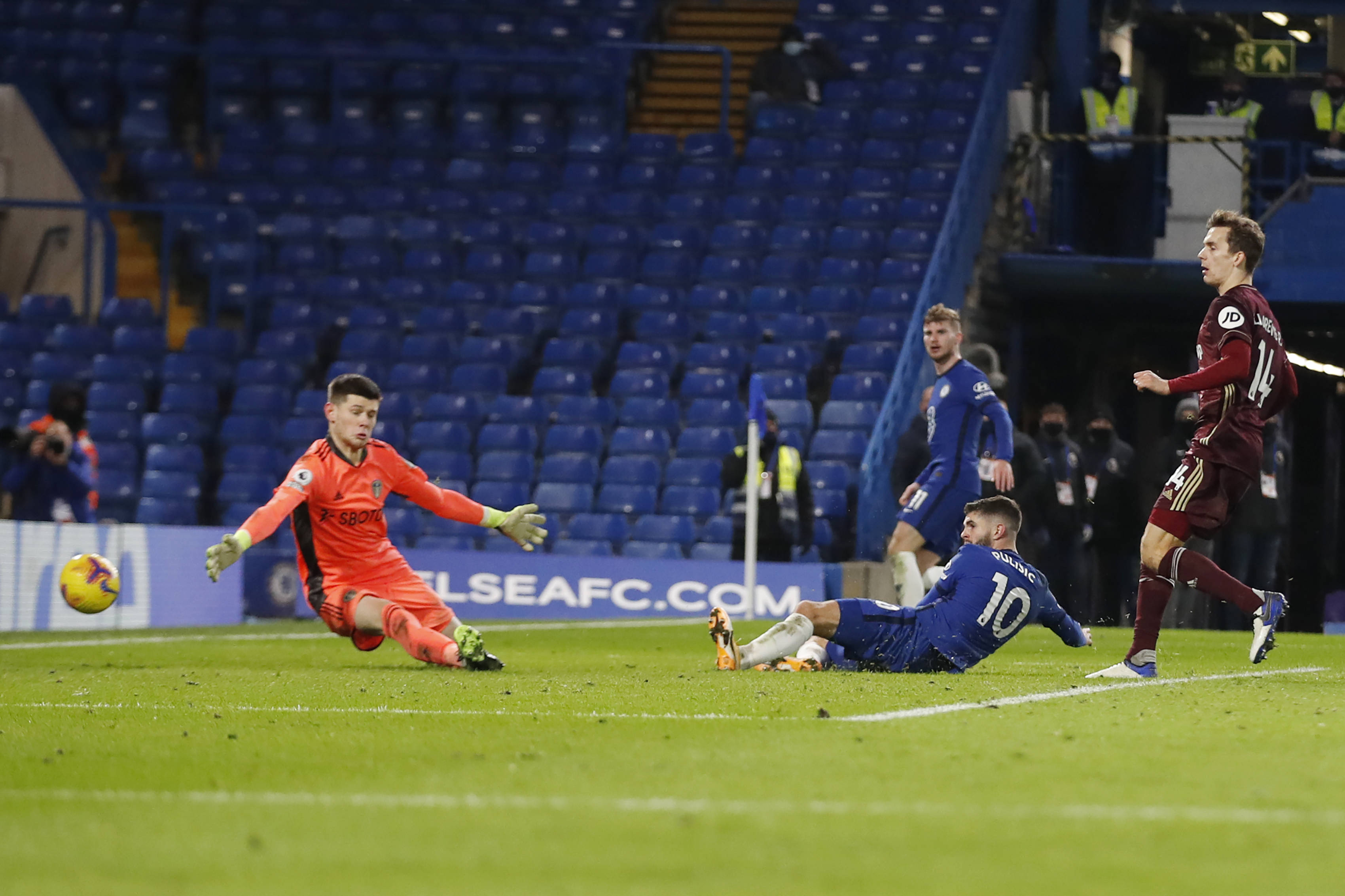 次向世界展 次向世界展