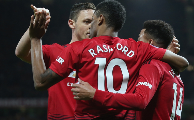 巴佩起脚前 巴佩起脚前